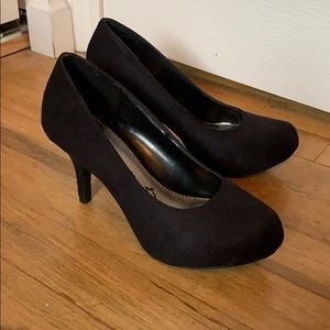 Black suede heels